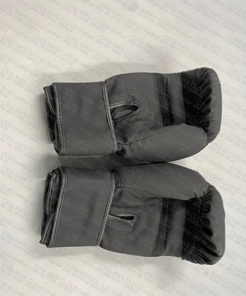 Venum Muay Thai Gloves 4