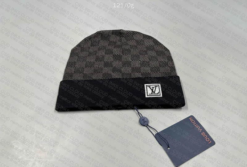 lv beanie 5$