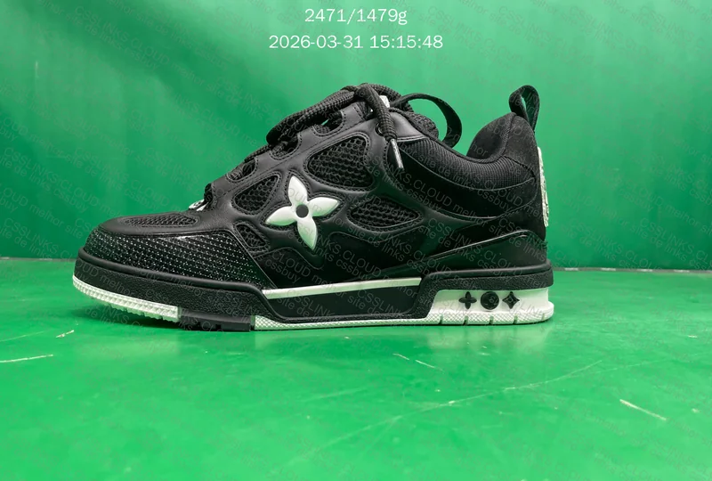 LV SKATE BLACK WHITE 2