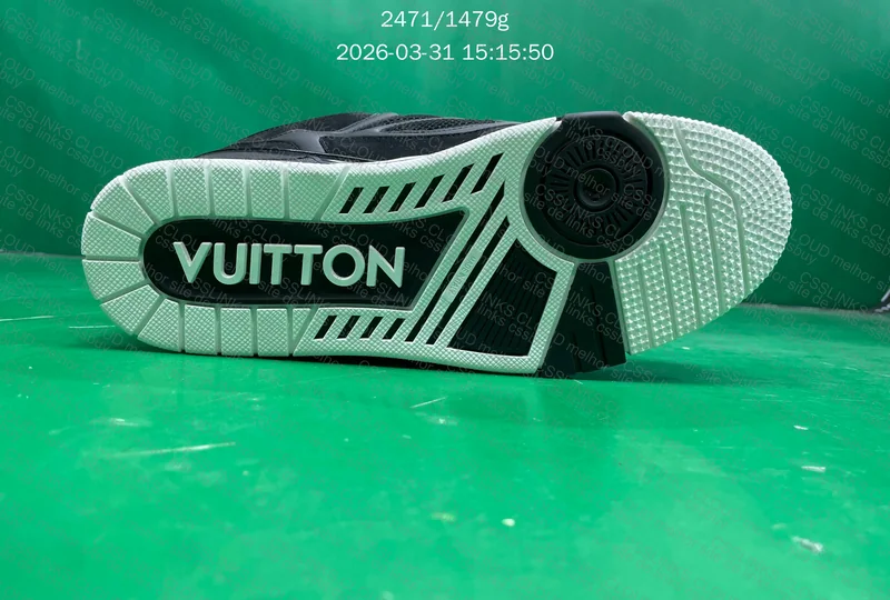 LV SKATE BLACK WHITE 3