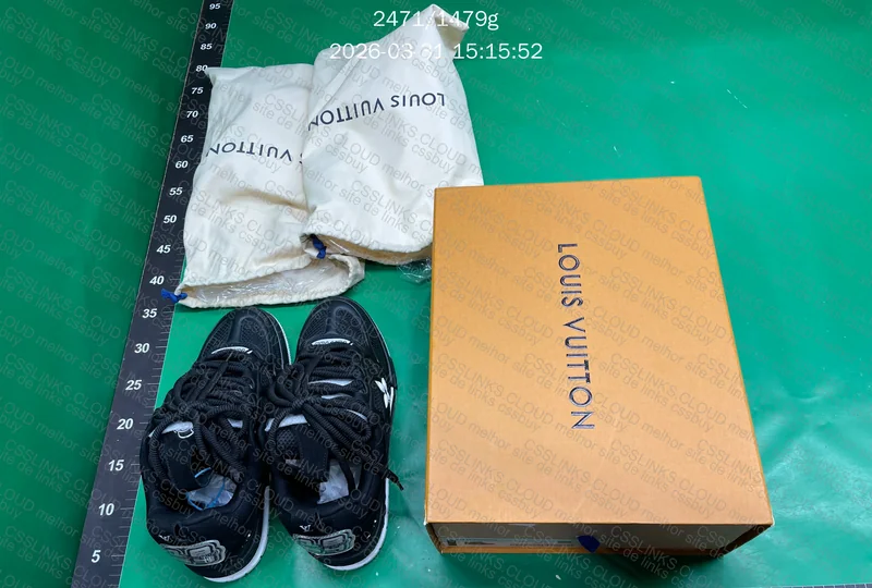 LV SKATE BLACK WHITE 4