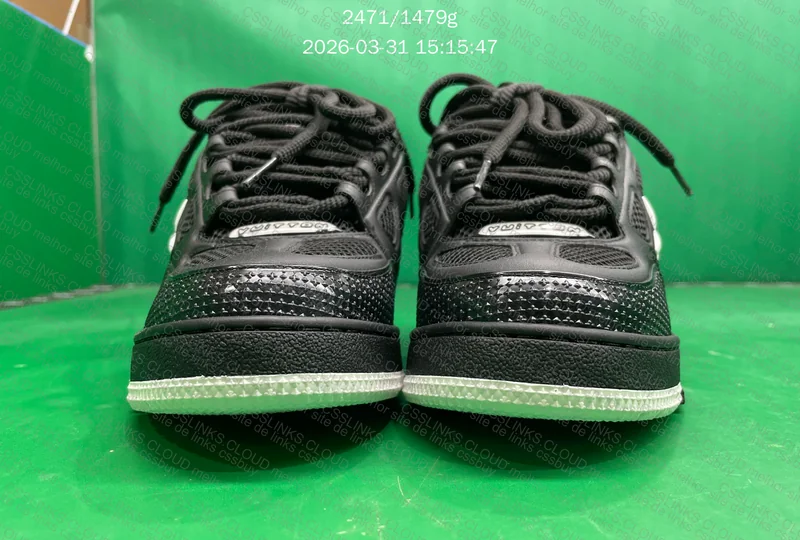 LV SKATE BLACK WHITE 9