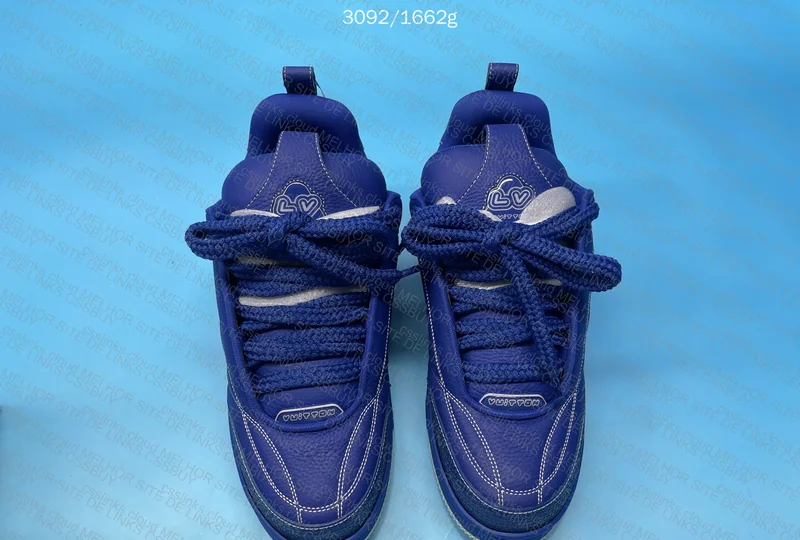 LV Skate blue