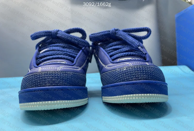 LV Skate blue 5