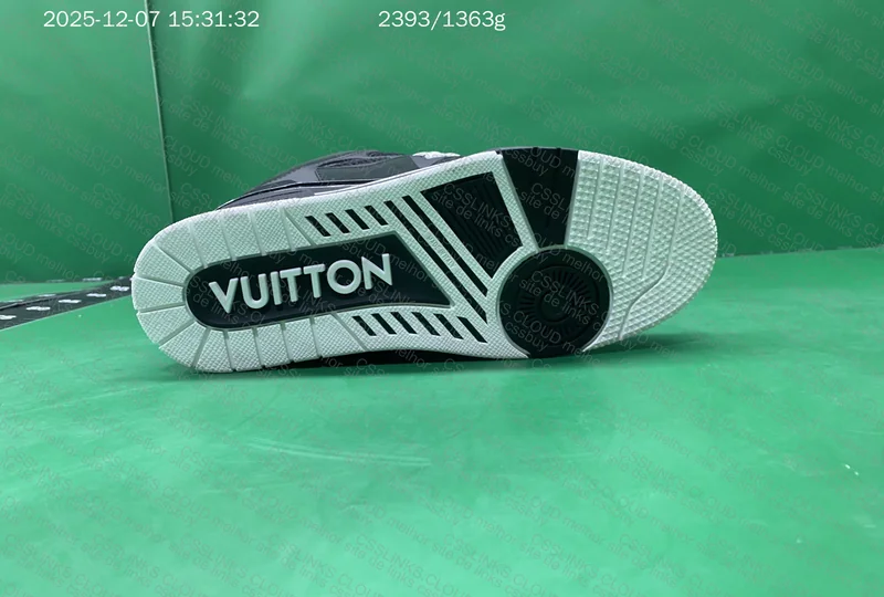 LV SKATE (JELLY) 4
