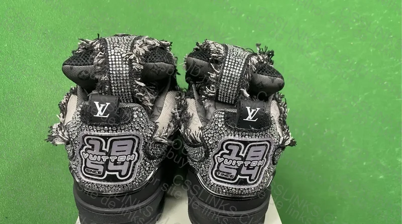 LV SKATE SNEAKER 3