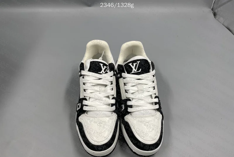 LV Trainer 269y Foshan 4