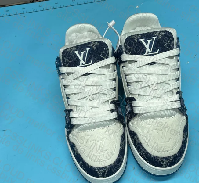 LV Trainer Blue