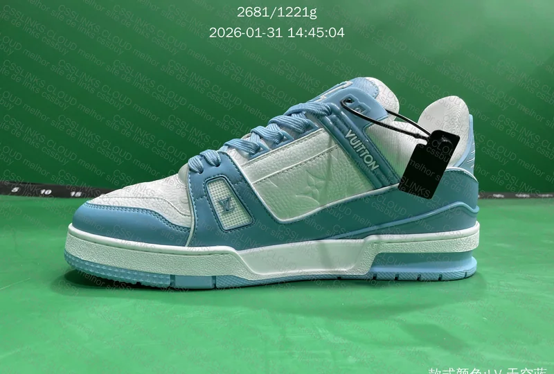 Lv Trainer Azul 8