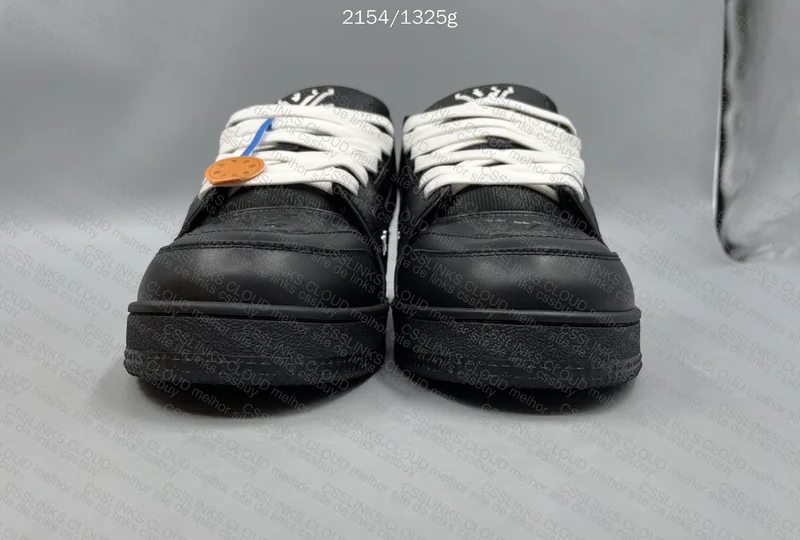 LV Trainer Black 9