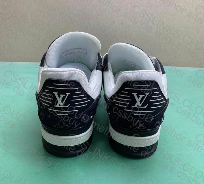LV TRAINER BLACK WHITE