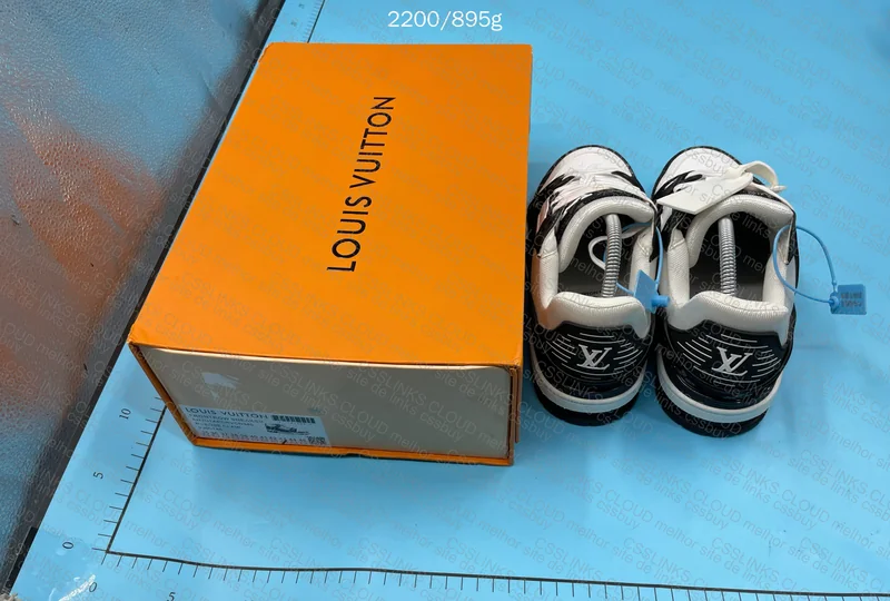 LV Trainer Blind Box 9