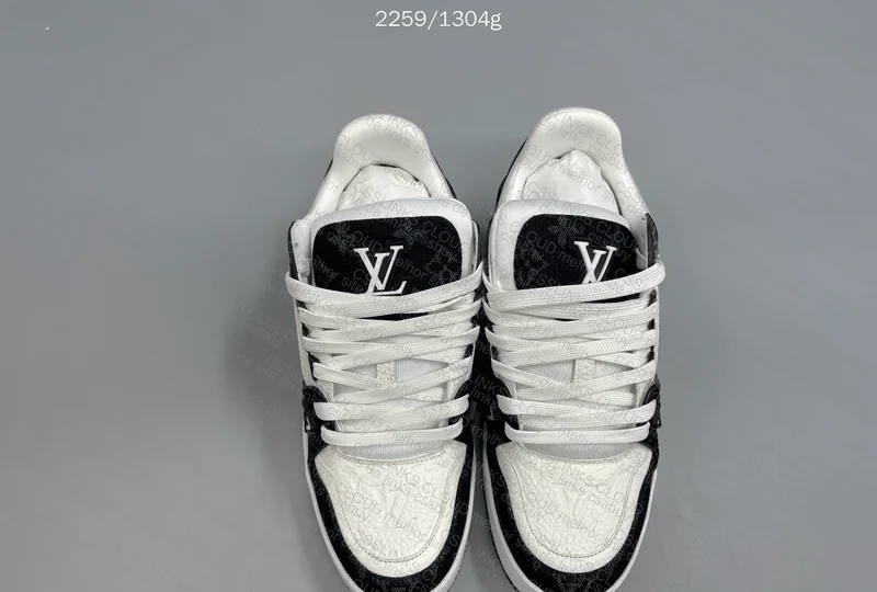 LV TRAINER FOSHAN 6