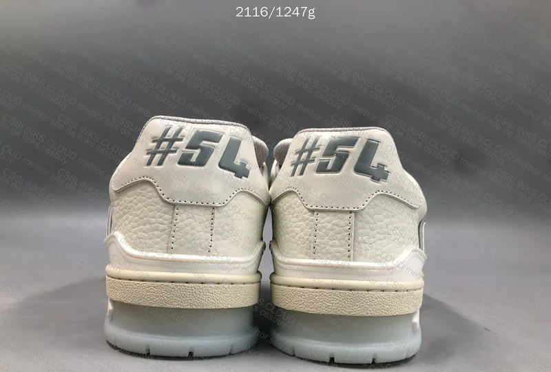 LV Trainer Foshan "White" 158sir