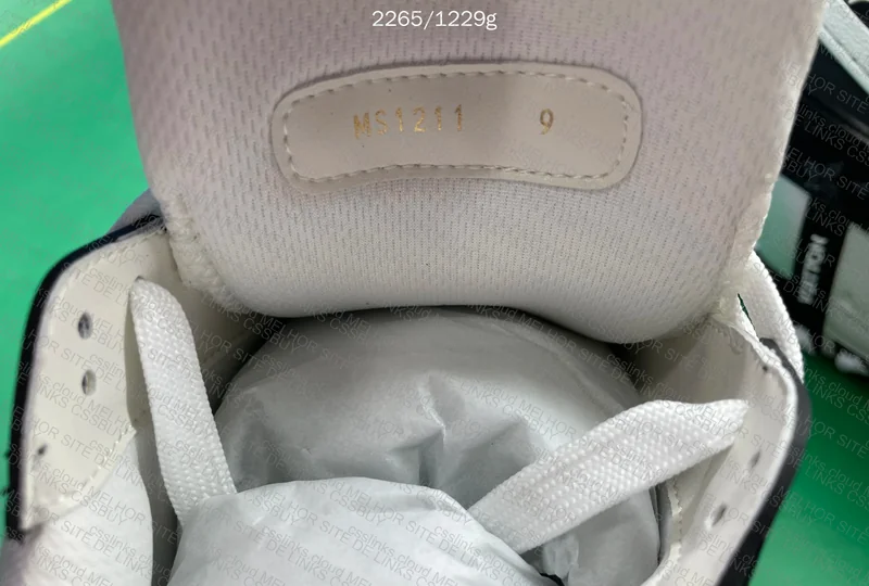 LV Trainer (Jelly) 7