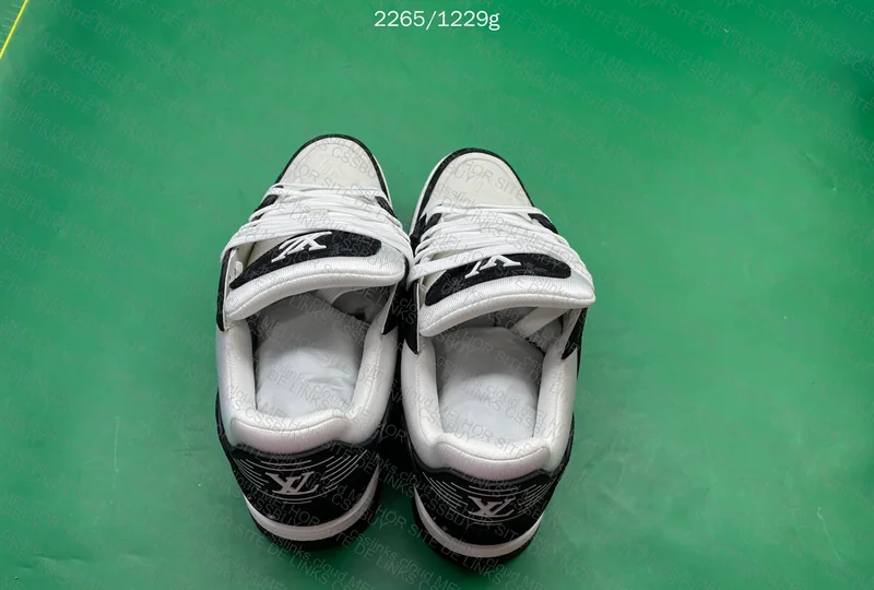 LV Trainer (Jelly) 9