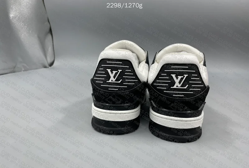 LV Trainer Black 2