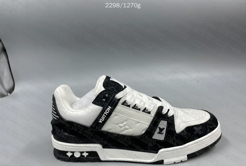 LV Trainer Black 3
