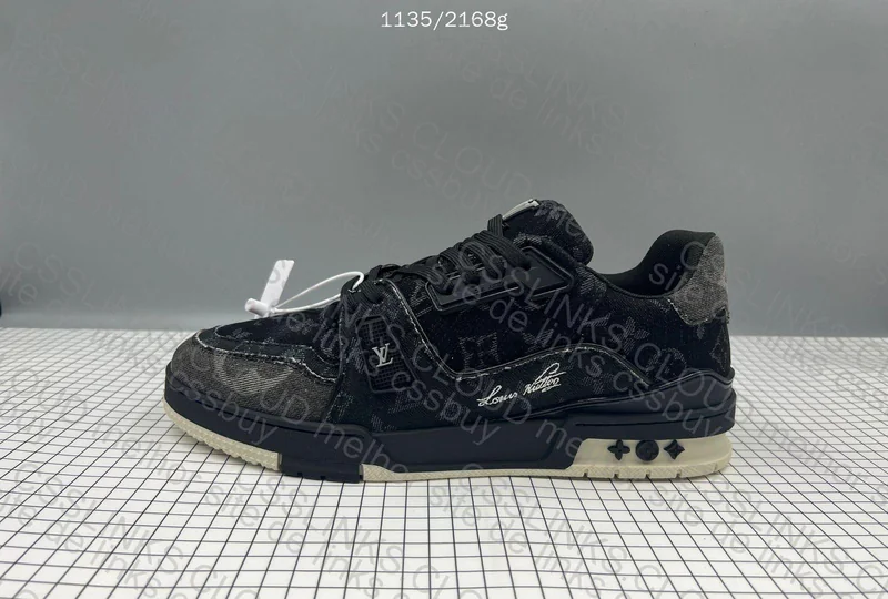 LV Trainer Black 2