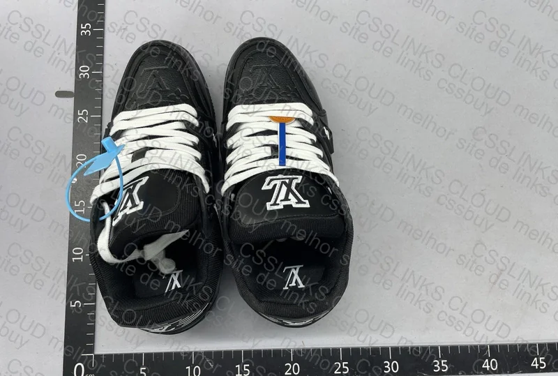 LV trainer preto 4