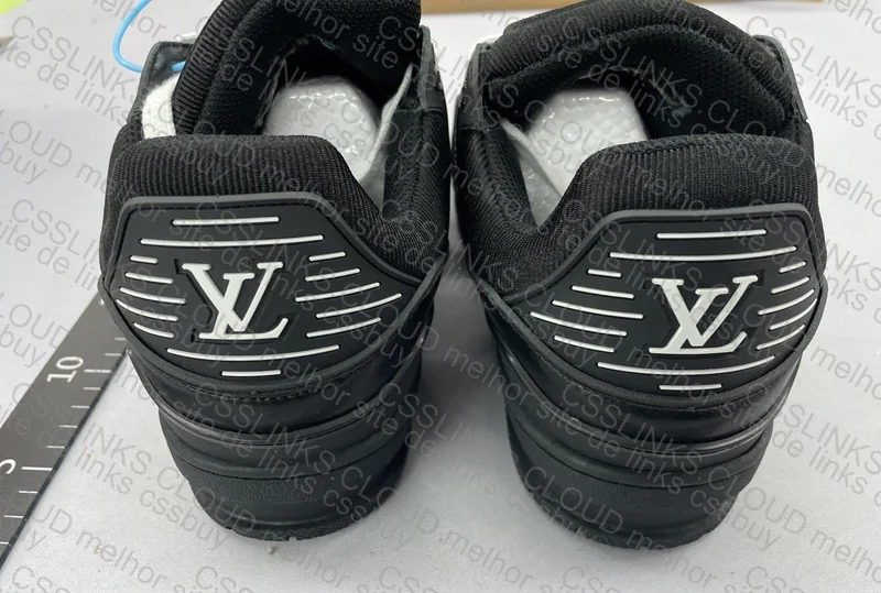 LV trainer preto 5
