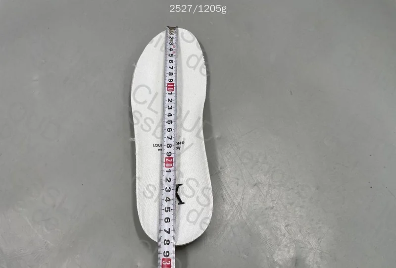 LV Trainer - Sale