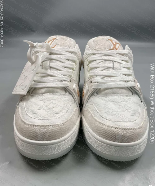 LV TRAINER WHITE 3