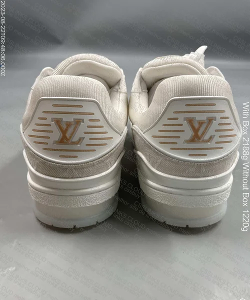 LV TRAINER WHITE 4