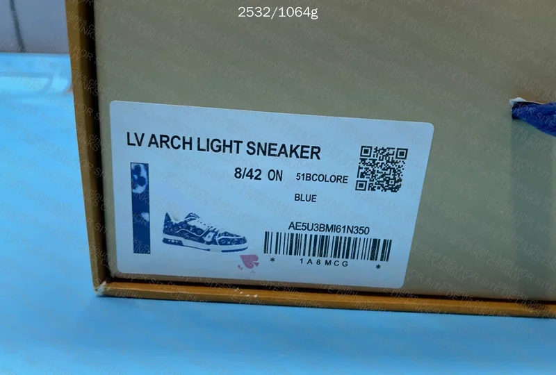 LV Trainer x1 Batch Blue 9