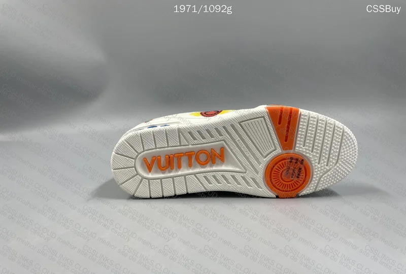 LV Trainer yayoi kusama white print 6