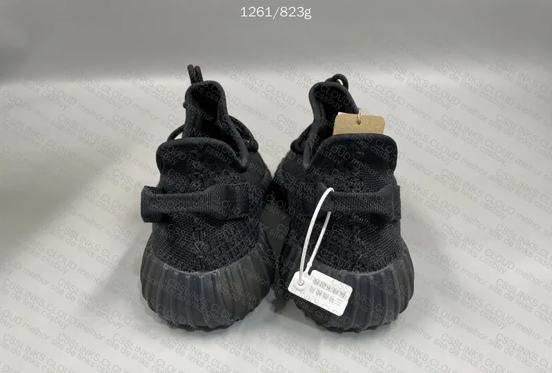 [LW] Adidas Yeezy 350 V2 Onyx 2