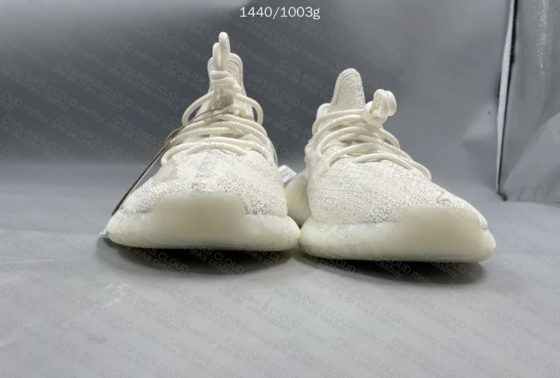 [LW] Yeezy 350 'Bone' 2