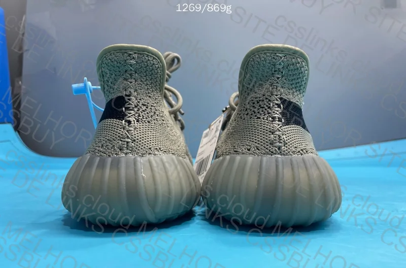 LW Yeezy 350 v2 Granite 3