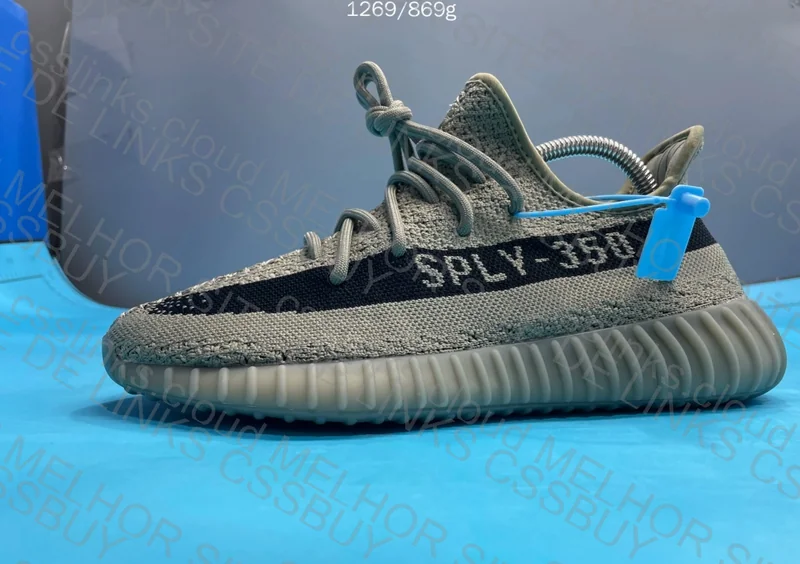 LW Yeezy 350 v2 Granite 4