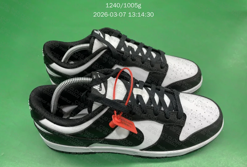 M batch Dunk low retro panda