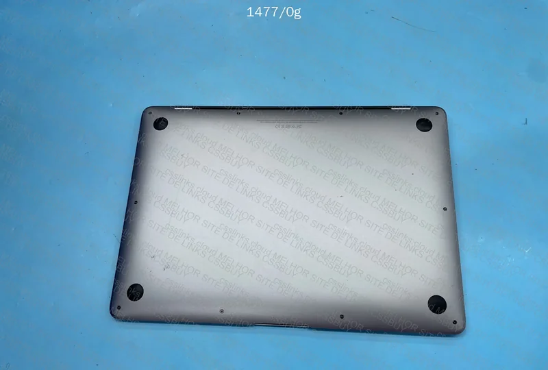 MacBook Air 13” (2019) 6