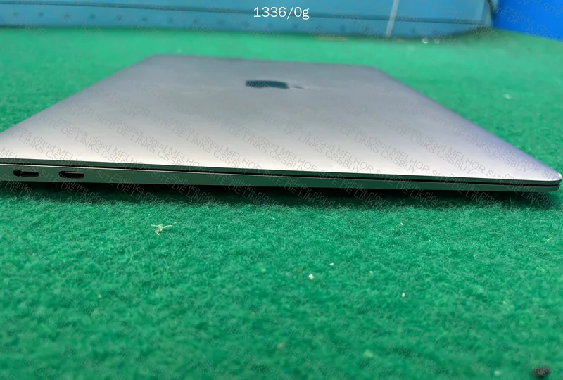 MACBOOK AIR 2018/19 (8+256GB) 2