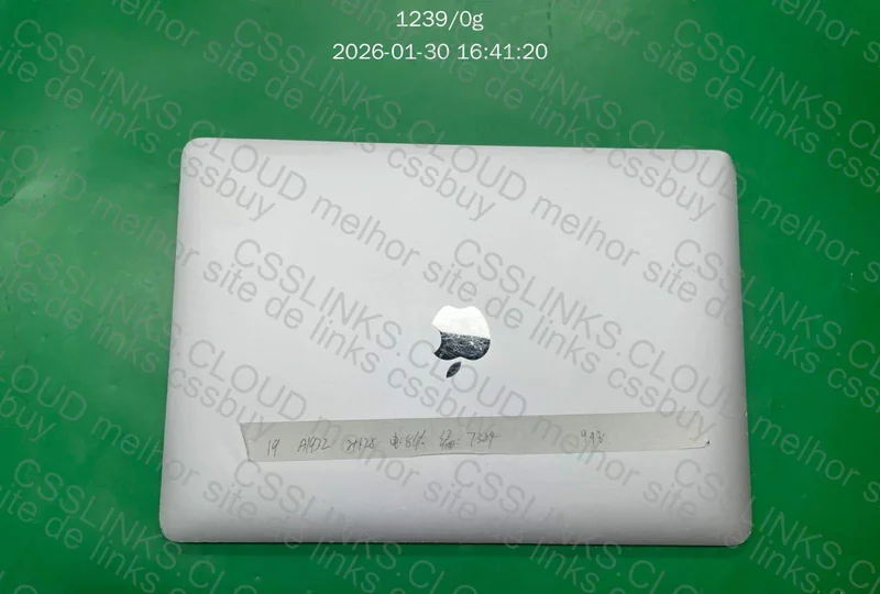 Macbook air 2019 8/128 3