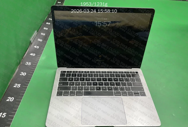MacBook Air 2019 8+256GB 6
