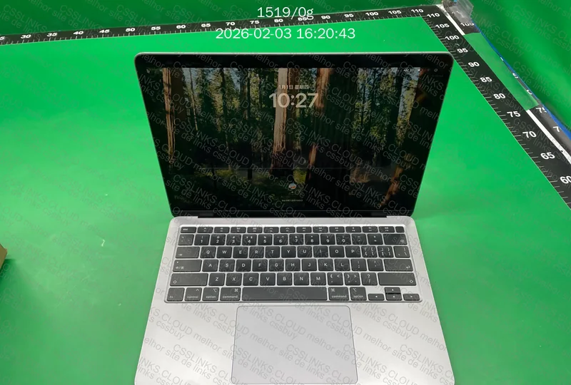 MACBOOK AIR 2020