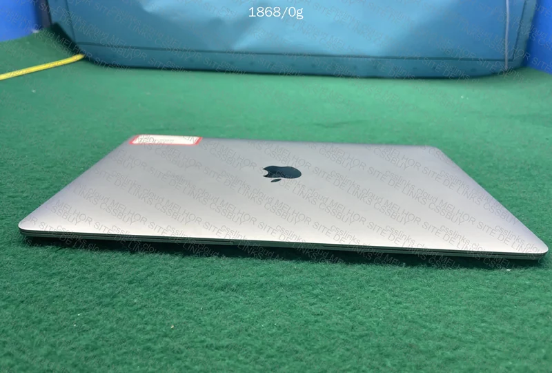 Macbook Air 2023 M1 6