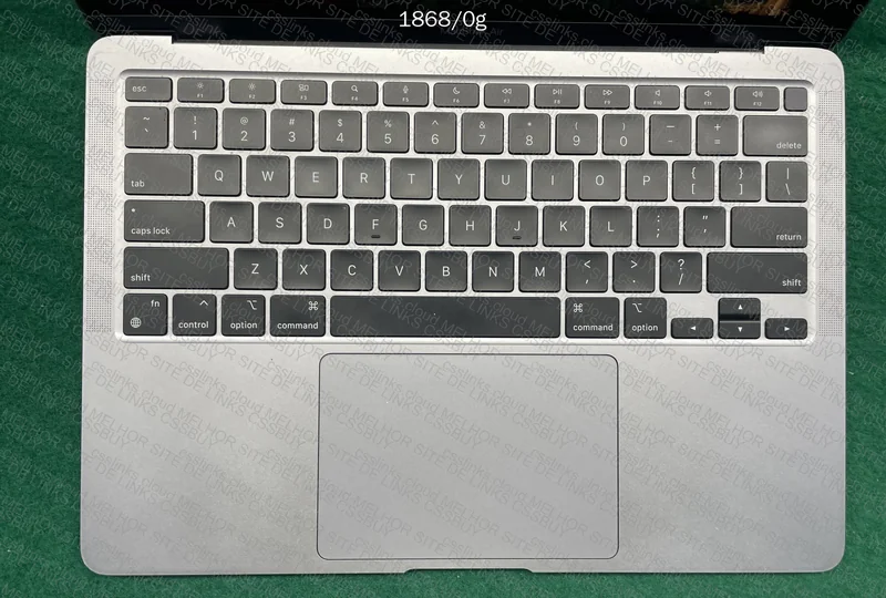 Macbook Air 2023 M1 9