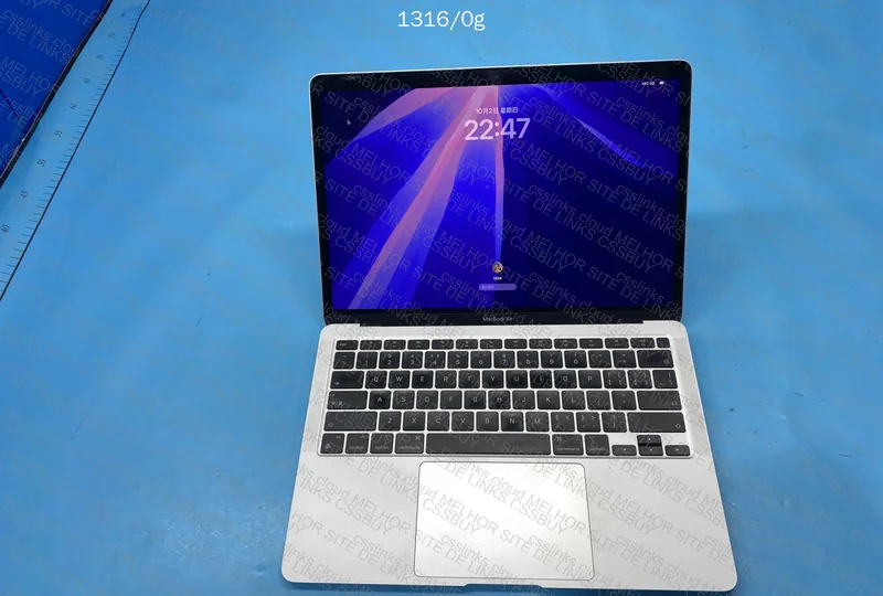 MacBook Air M1 2