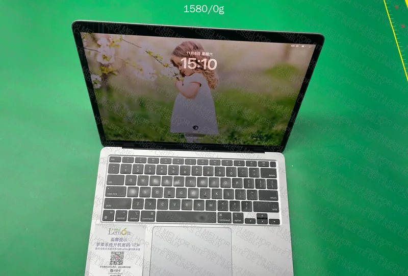 MacBook Air M1 2020 4