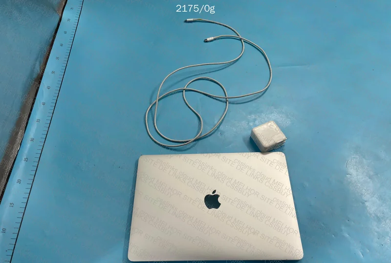 MacBook air M1 2020 (8+256gb)
