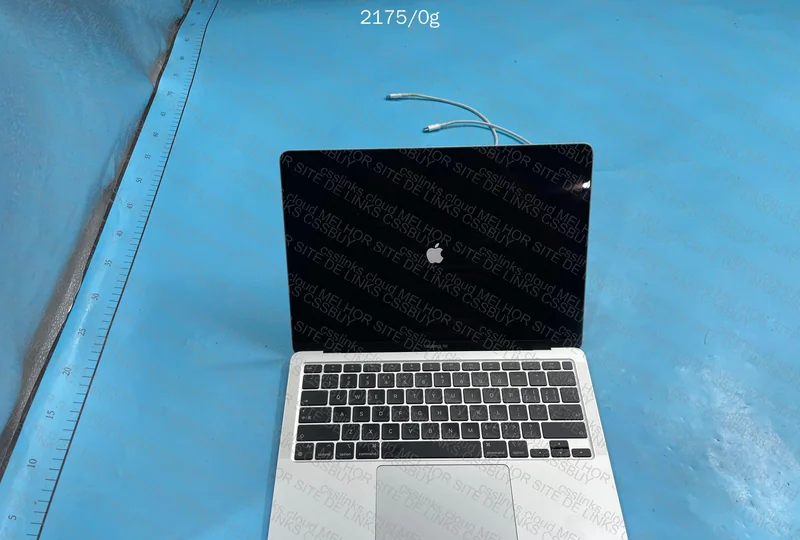 MacBook air M1 2020 (8+256gb) 2