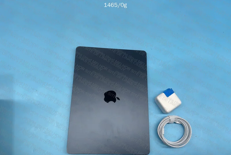 MacBook Air M2