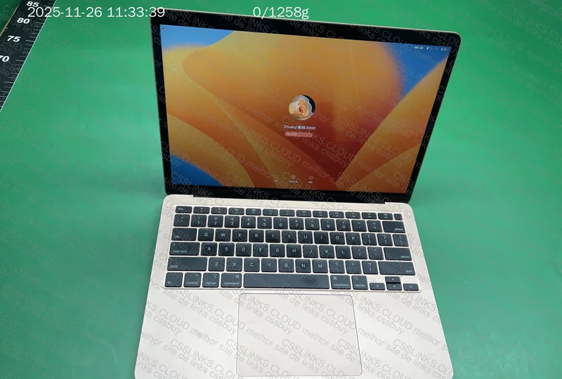 MacBook Air That Changes Color [HELP] 4