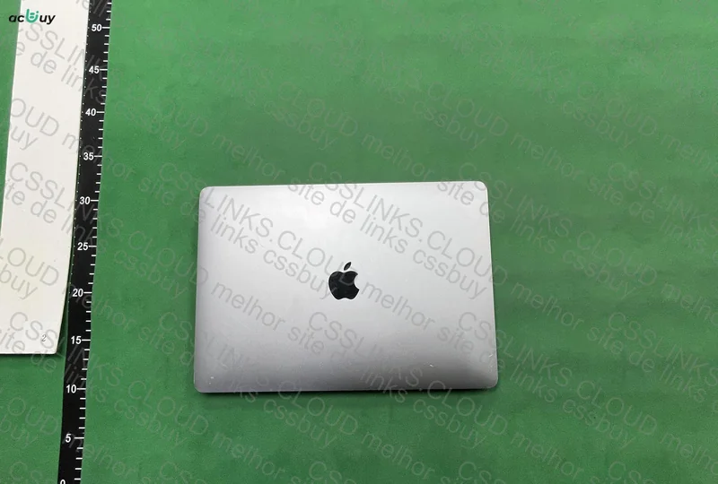 Macbook M1 8gb+256gb