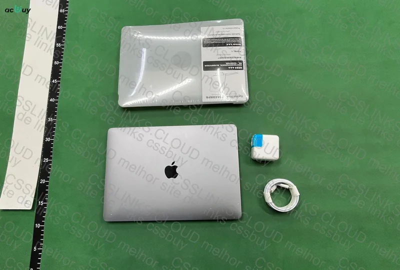 Macbook M1 8gb+256gb 3